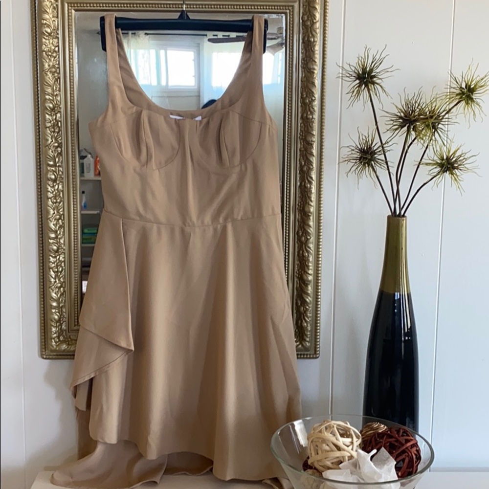 SOLD Byegreis Dress - Picture 1 of 4